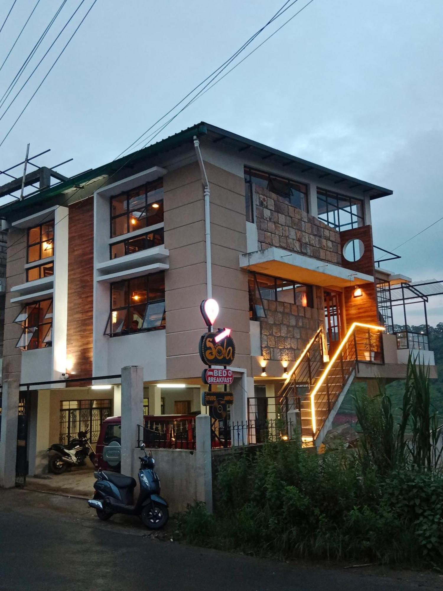 Cafe Sola Bnb Шилонг Екстериор снимка